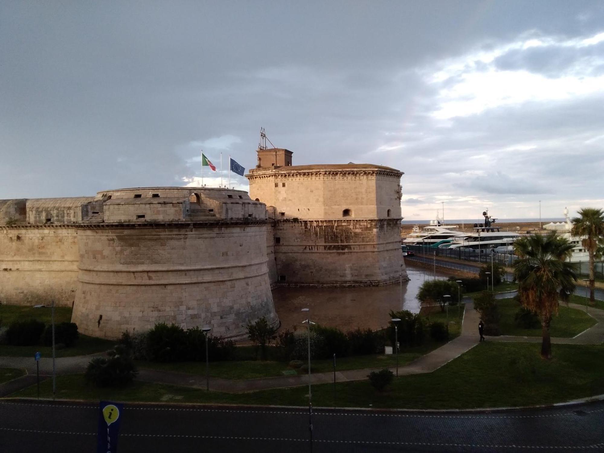 Quarta Strada Appartement Civitavecchia Buitenkant foto